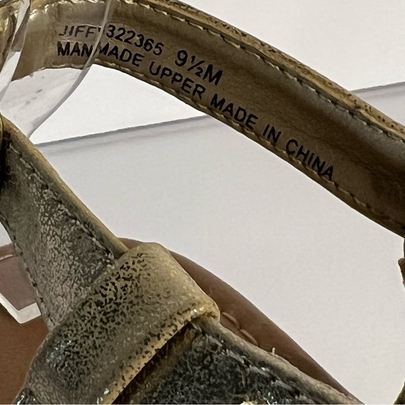 Rampage Jiffy Gold‎ Metal Charm Flat Sandal Thong Toe ankle strap Women's 9.5 - Picture 6 of 13